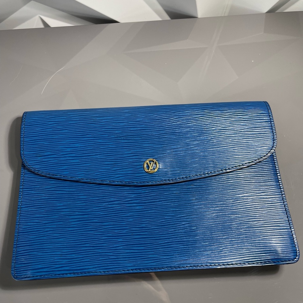 Louis Vuitton Epi Textured Blue Clutch EUC - Picture 3 of 16